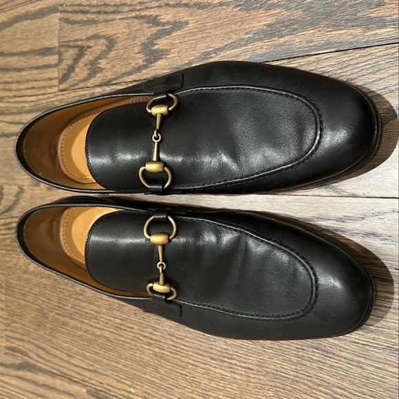 Gucci Other - Gucci Jordaan Loafers with gold horse-bit detail Blk Sz 10